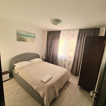 Residence Mery Fagaras Bagian luar foto