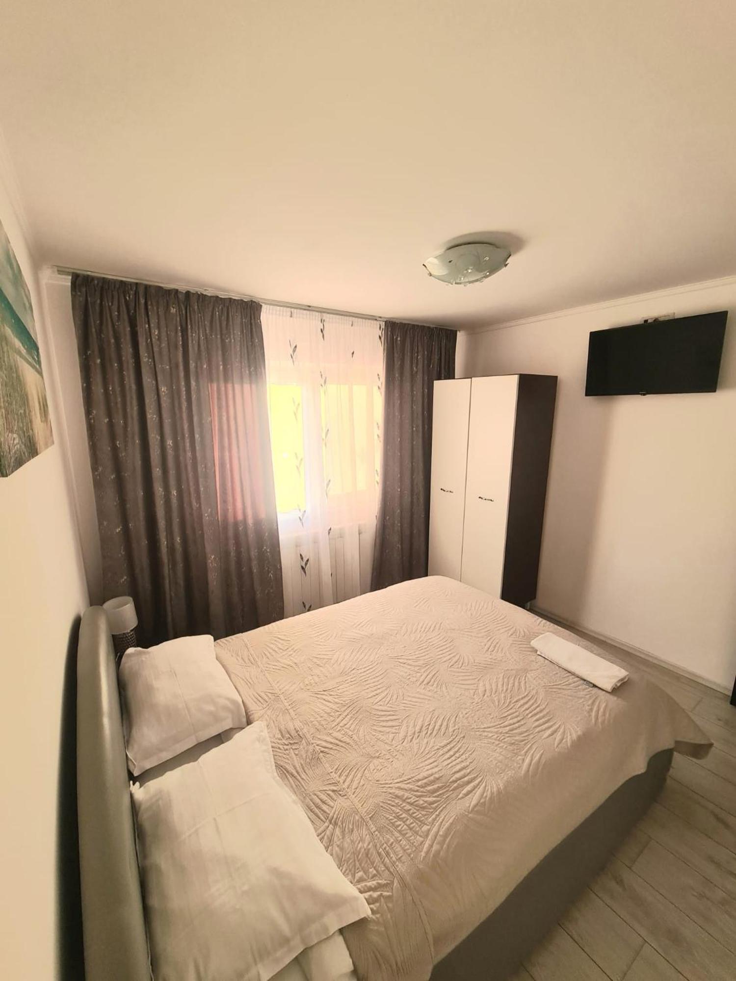 Residence Mery Fagaras Bagian luar foto