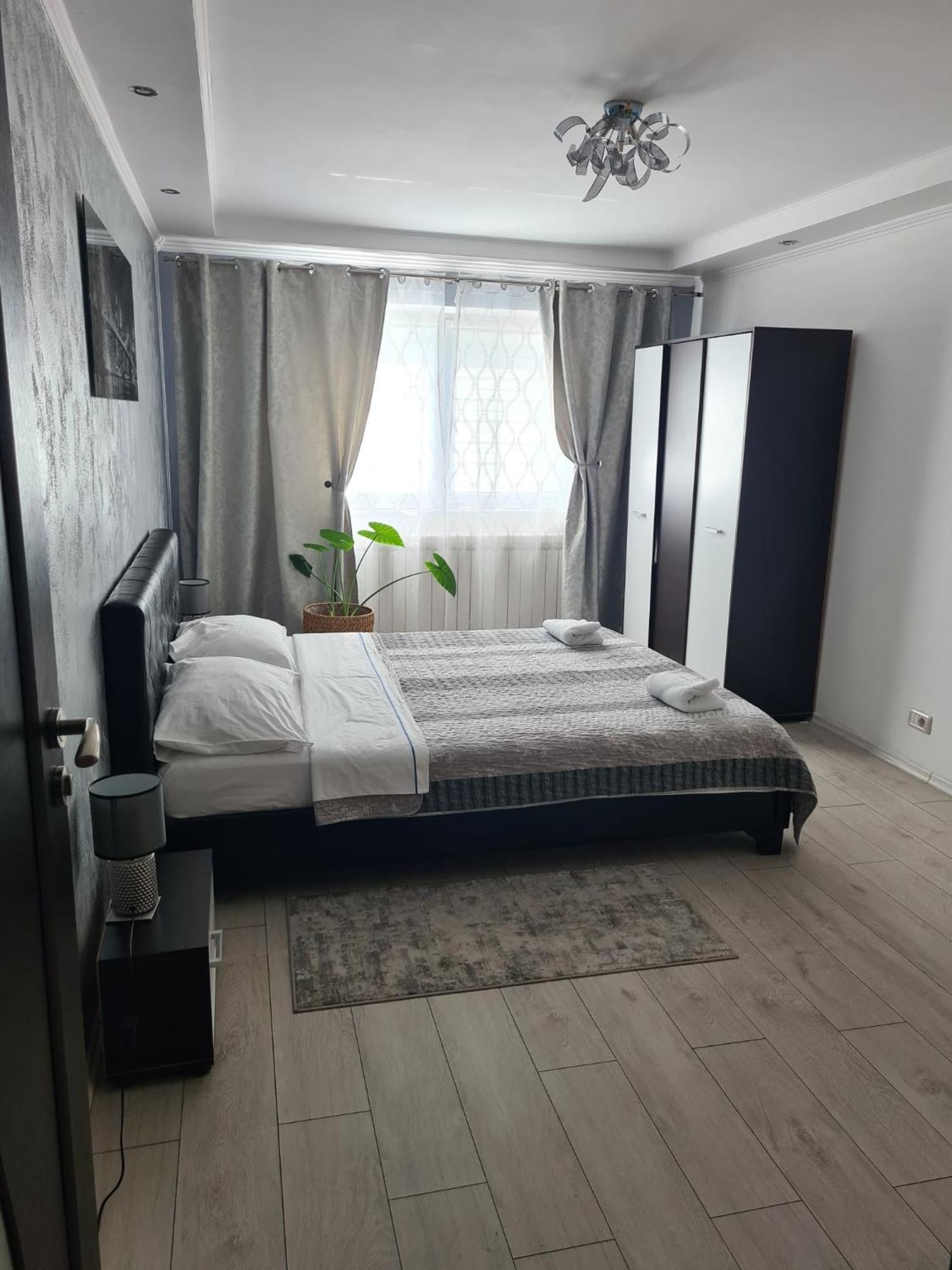 Residence Mery Fagaras Bagian luar foto